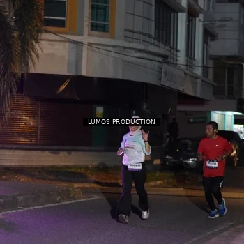 Runner Photo 7985322