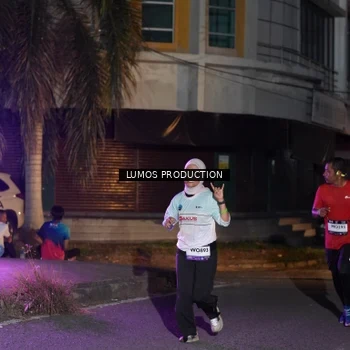 Runner Photo 7985349