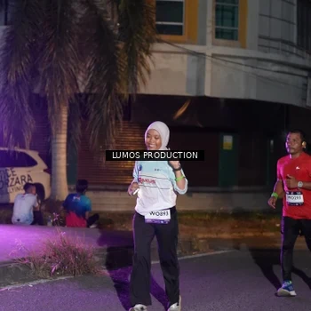 Runner Photo 7985364