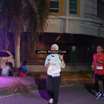 Runner Photo 7985365