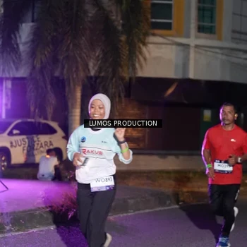 Runner Photo 7985377