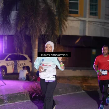 Runner Photo 7985383