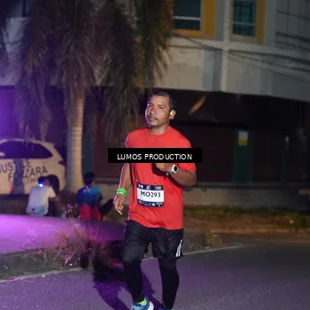 Runner Photo 7985401