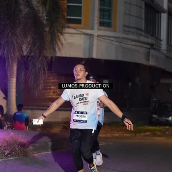 Runner Photo 7985419