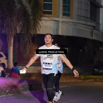 Runner Photo 7985427