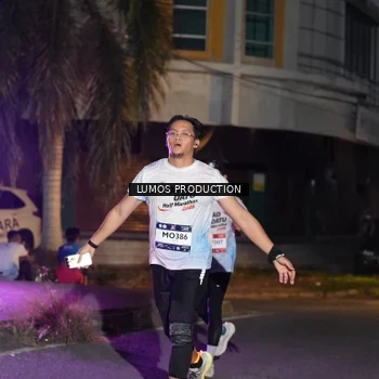 Runner Photo 7985428