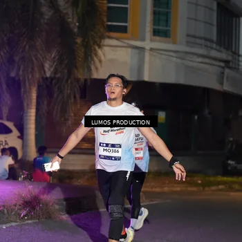 Runner Photo 7985429
