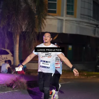 Runner Photo 7985433