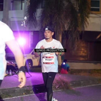 Runner Photo 7985437