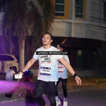 Runner Photo 7985438