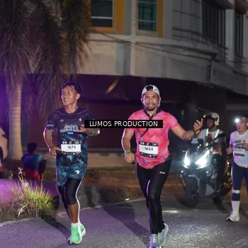 Runner Photo 7985471
