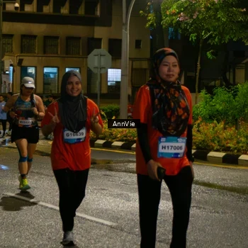Runner Photo 7985502