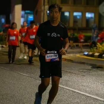 Runner Photo 7985510