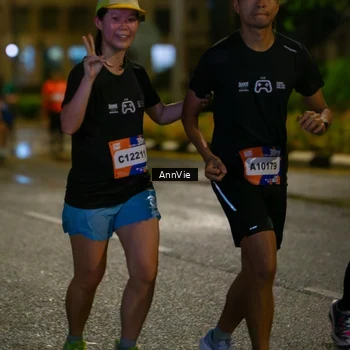 Runner Photo 7985518