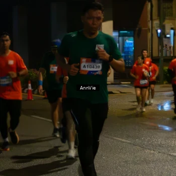 Runner Photo 7985523
