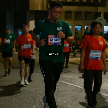 Runner Photo 7985533