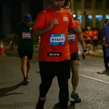 Runner Photo 7985538