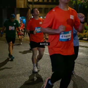 Runner Photo 7985540