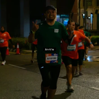 Runner Photo 7985560