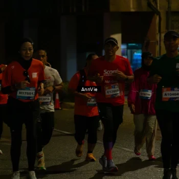 Runner Photo 7985571