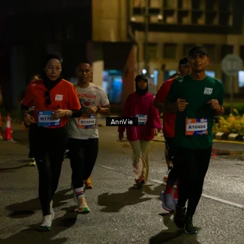 Runner Photo 7985574