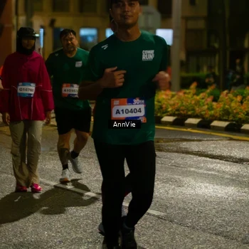 Runner Photo 7985580