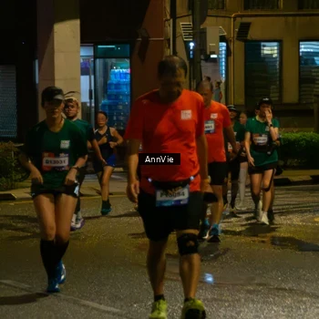 Runner Photo 7985602