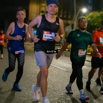 Runner Photo 7985620