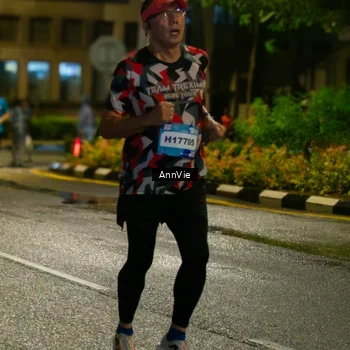 Runner Photo 7985659
