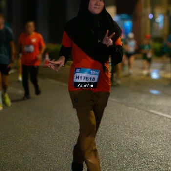 Runner Photo 7985669