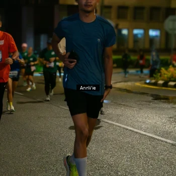 Runner Photo 7985679