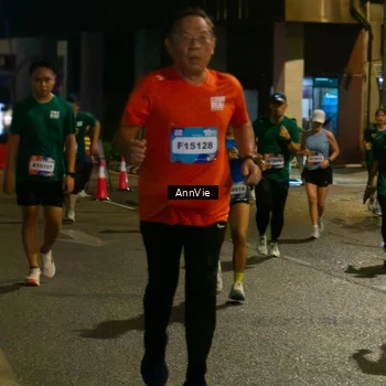 Runner Photo 7985680
