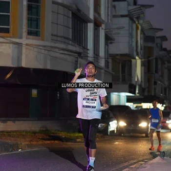 Runner Photo 7985684