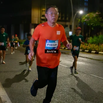 Runner Photo 7985686