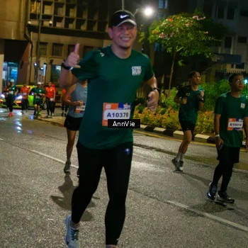 Runner Photo 7985696