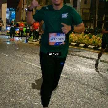 Runner Photo 7985699