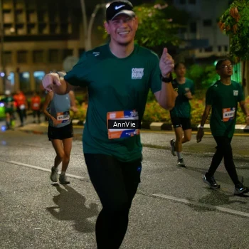 Runner Photo 7985705