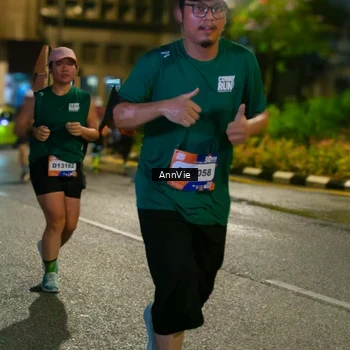 Runner Photo 7985709