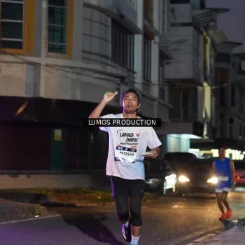 Runner Photo 7985711
