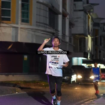 Runner Photo 7985727