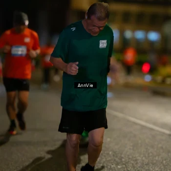 Runner Photo 7985744