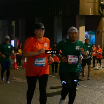 Runner Photo 7985761