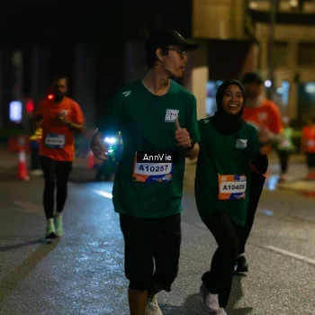 Runner Photo 7985790