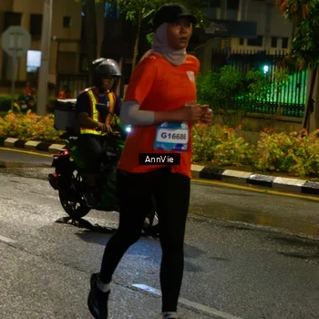 Runner Photo 7985798