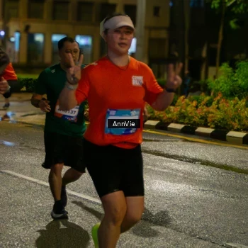 Runner Photo 7985824