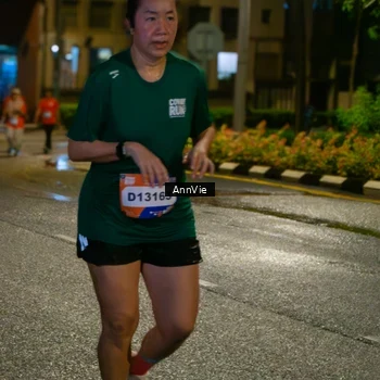 Runner Photo 7985834