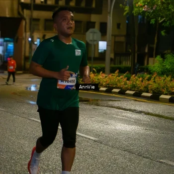 Runner Photo 7985837