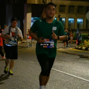 Runner Photo 7985840