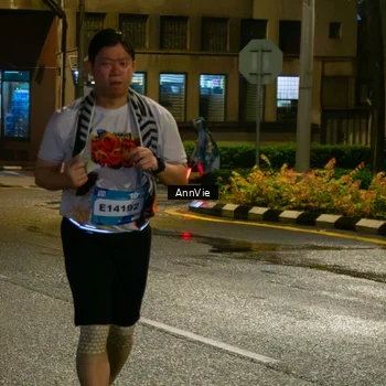 Runner Photo 7985844