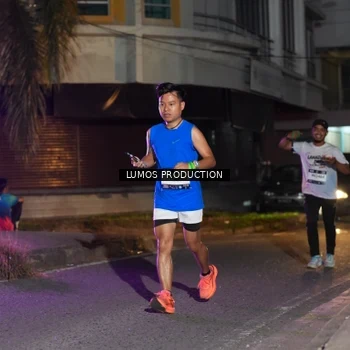 Runner Photo 7985848